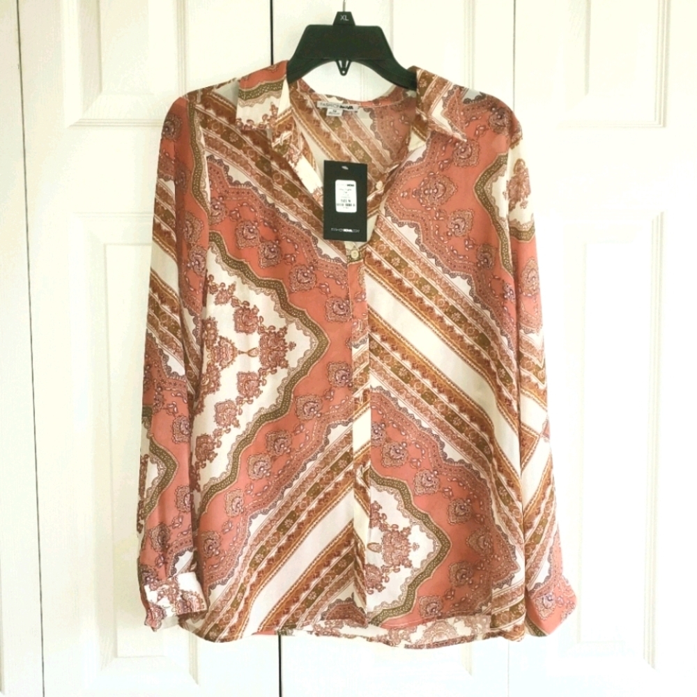 FN Pink Paisley Shirt Size M(Juniors)